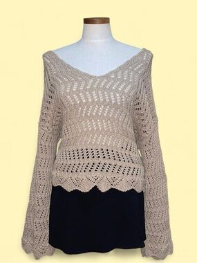 American Eagle AE Bell Sleeve Open Knit Crochet V-Neck Sweater Sz L in Khaki